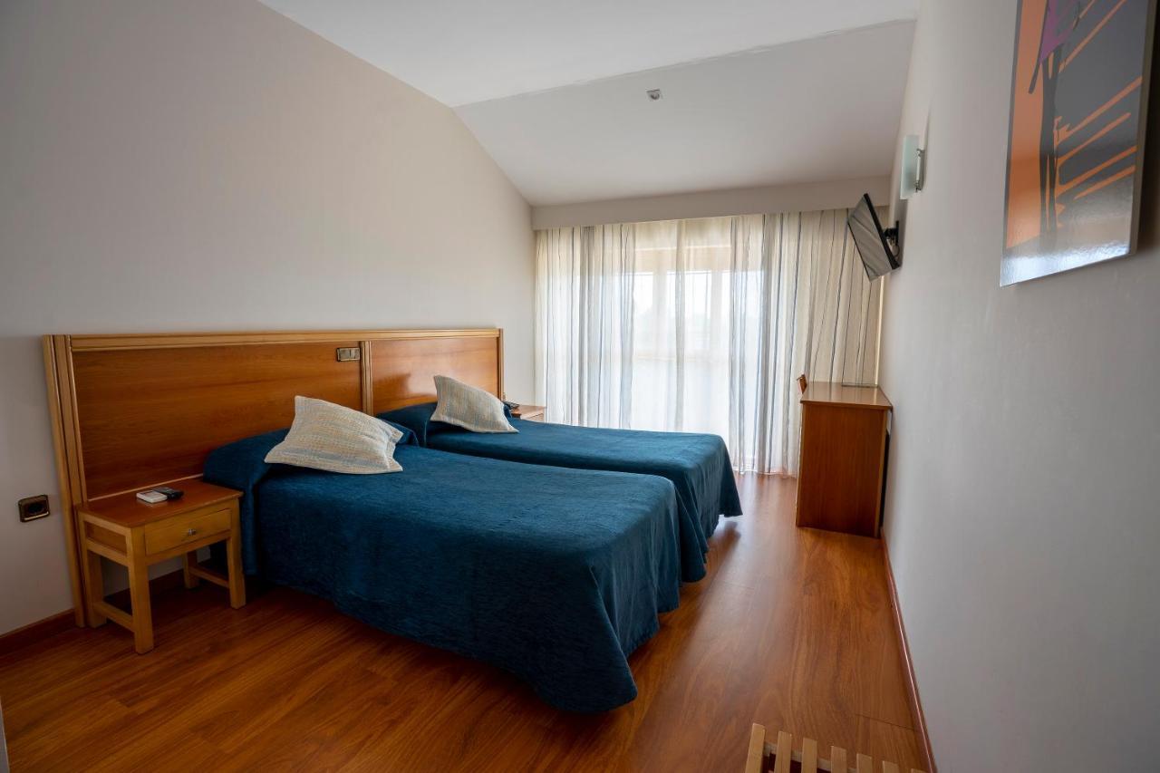 Hotel Los Barruecos By Croma Malpartida de Caceres Luaran gambar