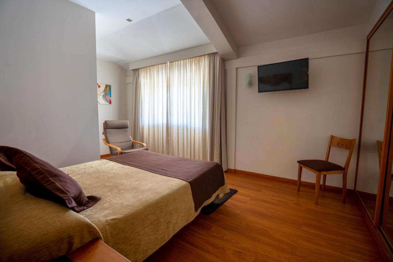 Hotel Los Barruecos By Croma Malpartida de Caceres Luaran gambar