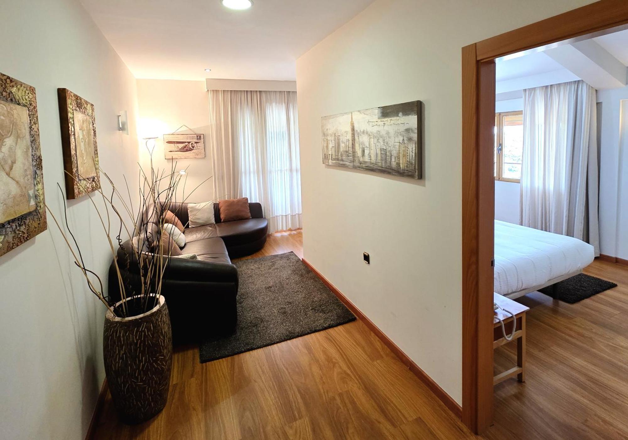 Hotel Los Barruecos By Croma Malpartida de Caceres Luaran gambar