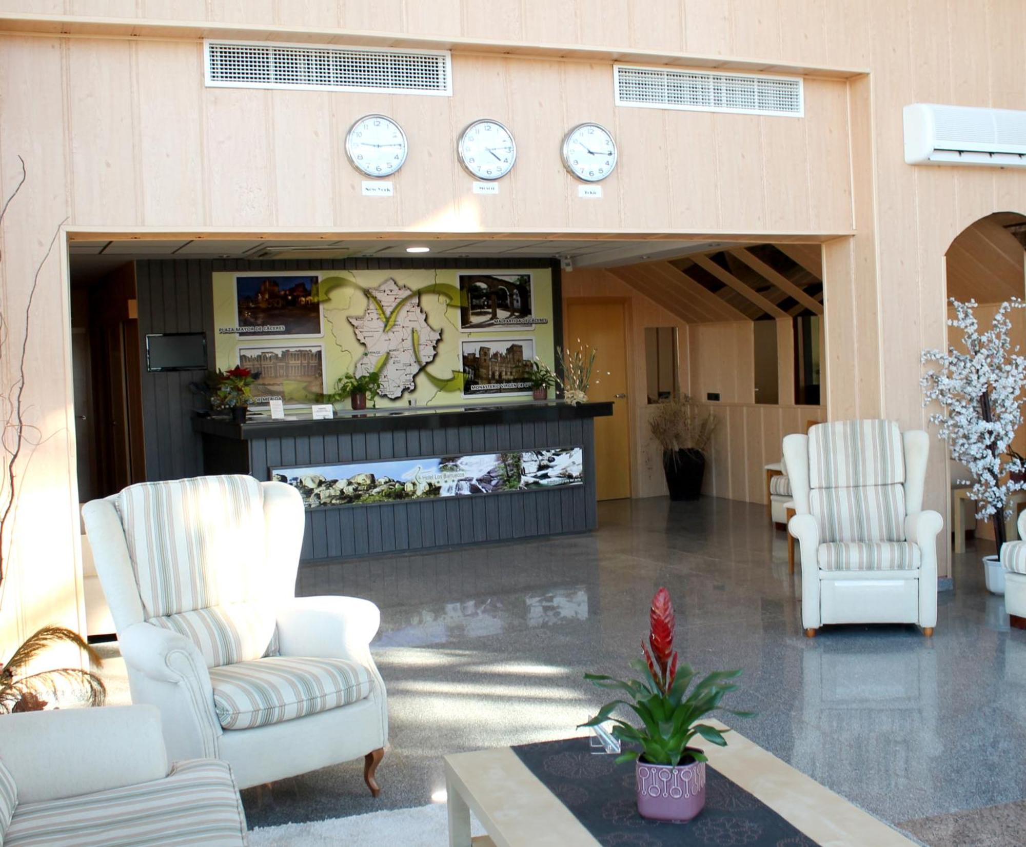 Hotel Los Barruecos By Croma Malpartida de Caceres Luaran gambar