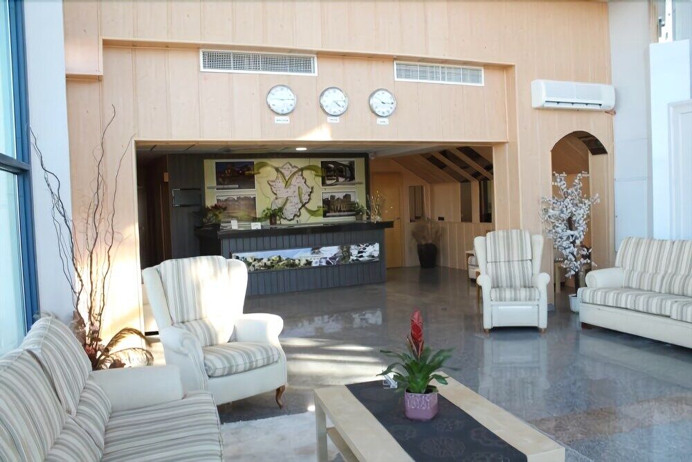Hotel Los Barruecos By Croma Malpartida de Caceres Luaran gambar